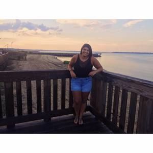 Meet your Posher, Vanessa